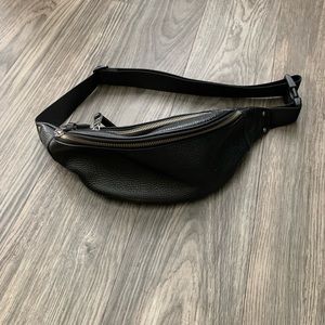 Treasure & Bond Leather Fanny Pack